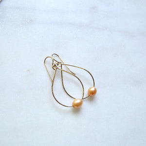Mini Peach Pearl Teardrop 