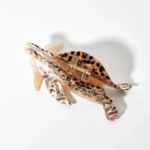 Brown Honu Turtle Claw Clip