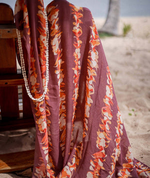Rainbow Pua Melia Pareo: 74 x 46 in