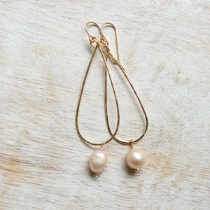 Peach Pearl Teardrop