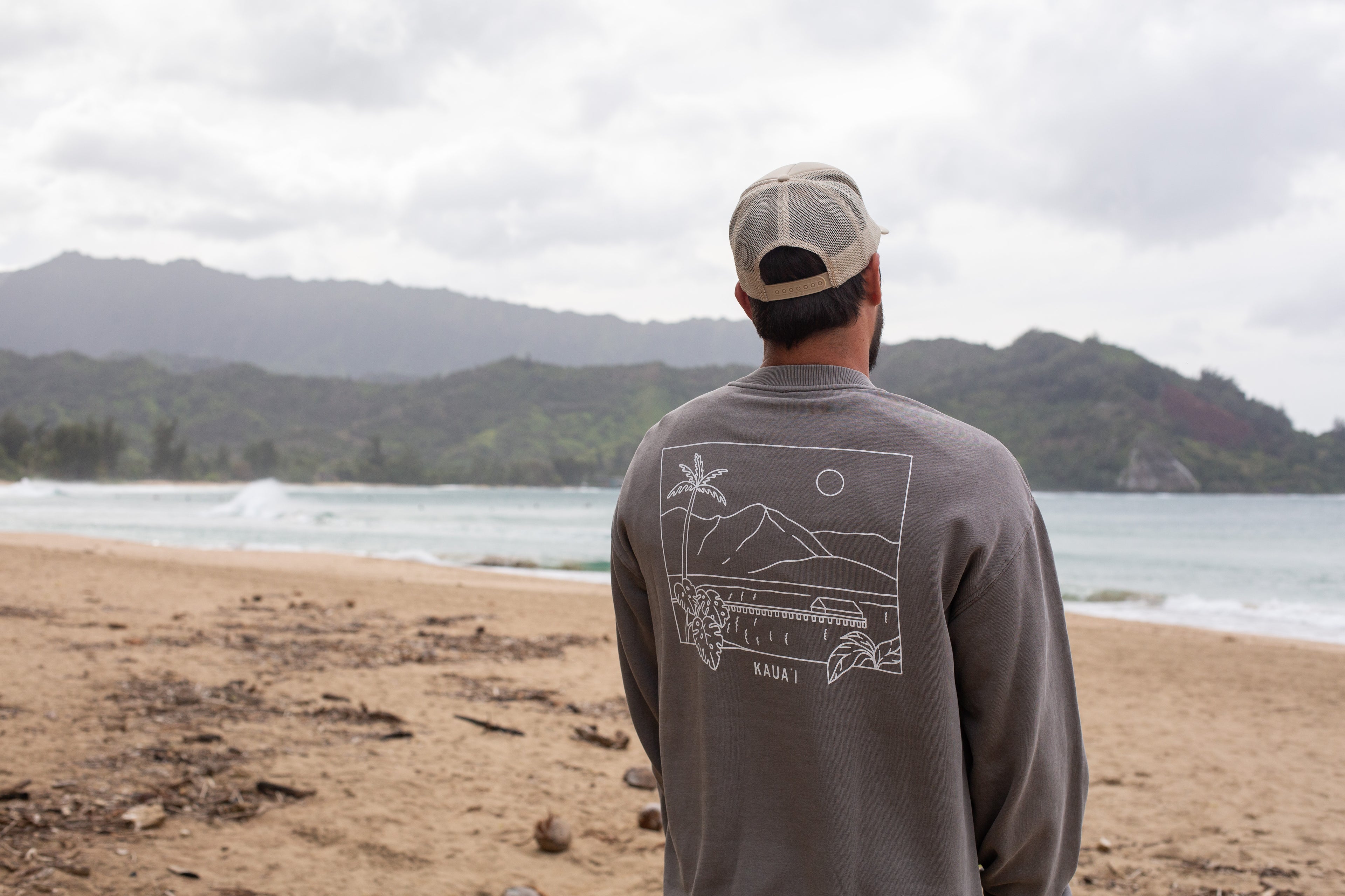 Men’s Hanalei Pier Faded Crewneck