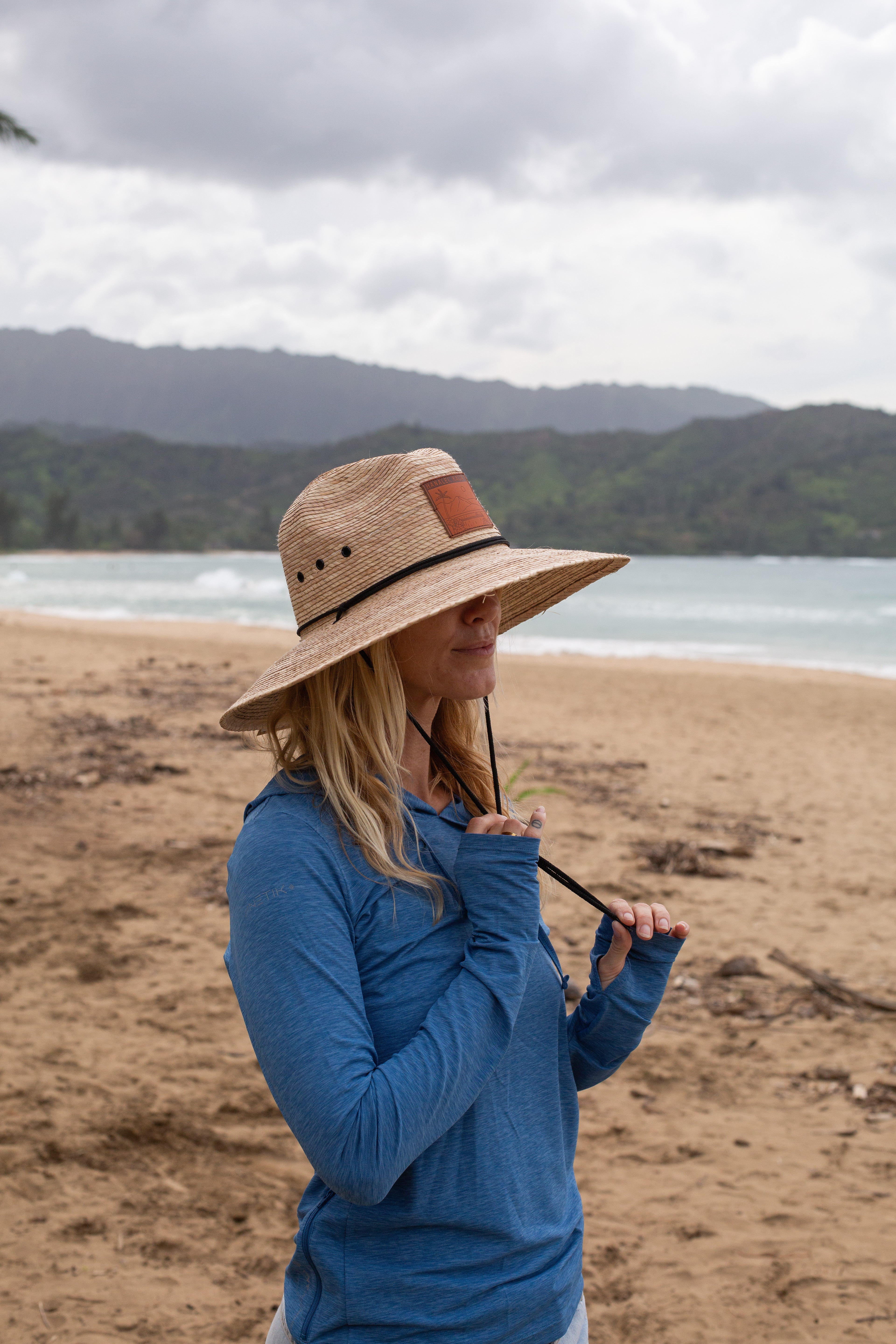 Women's Anetik Hoody and Breeze Tech