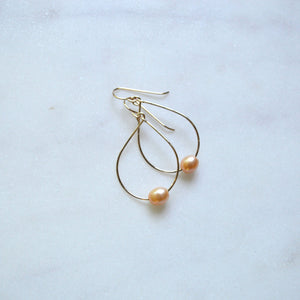 Mini Peach Pearl Teardrop 