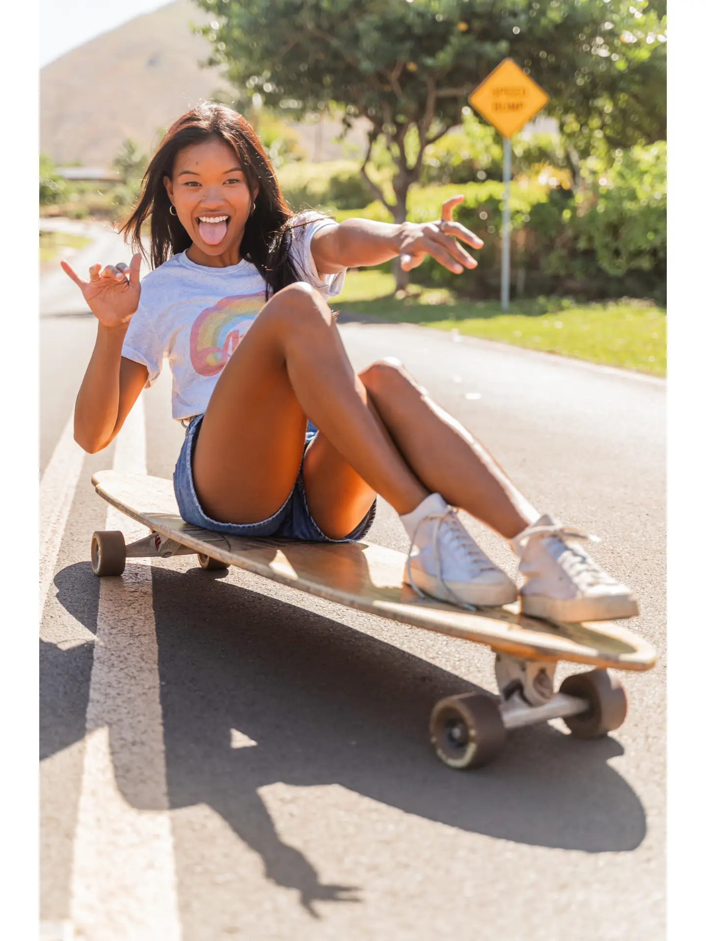Aloha Retro Rainbow Tee